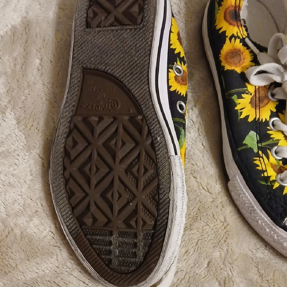 Converse Kids Sunflower Sneakers - Black and Yellow - Picture 6 of 7